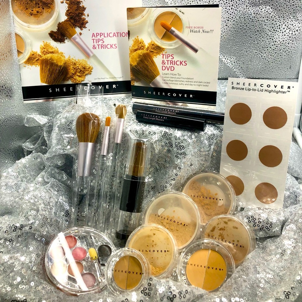 Sheer Cover Mineral Makeup Kit New Sealed with Paperwork & instructions DVD